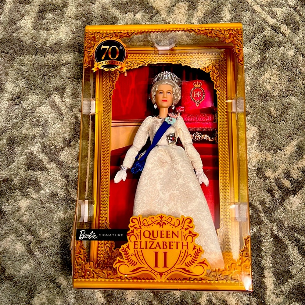 NIB/NRFB 70th Anniversary Queen Elizabeth II Platinum Jubilee Barbie Doll.